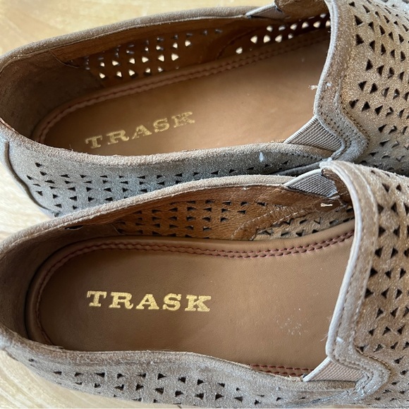 TRASK ALI PERFORATED SLIP ON LOAFERS SHOES WOMENS 8M PEWTER LEATHER UPPER… - Picture 8 of 10